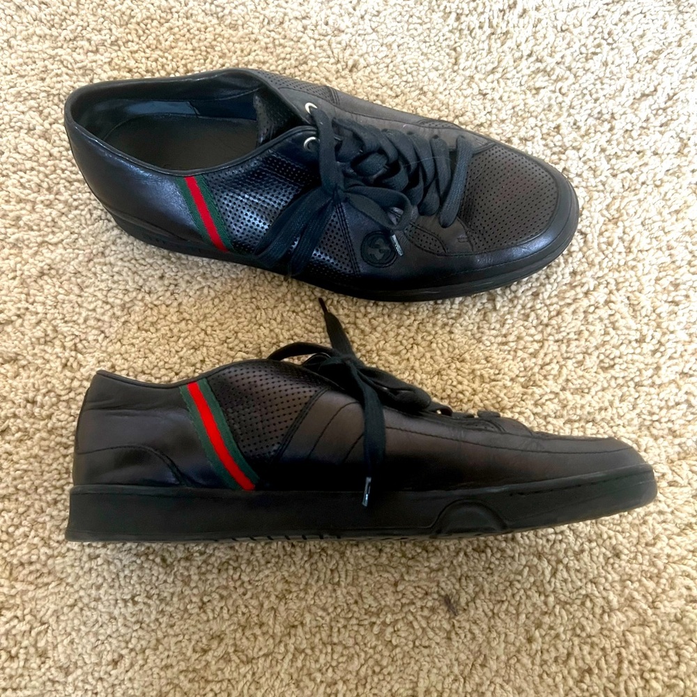 Men’s gucci sneakers. Size 10.5 Good condition